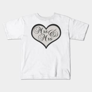 Elegant Mrs and Mrs Lesbian Pride Decorative Heart Kids T-Shirt